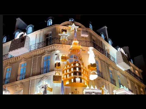 Видео: Предновогодний Париж (Часть 1)- Диор Сказочная Магия - Огни - Улица Монтень - Елисейские Поля #paris