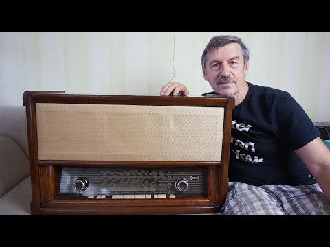 Видео: Первопроходец стереофонического звучания Telefunken Opus 2114 Stereo. И таки действительно стерео!