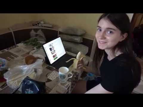 Видео: VLOG Катя осталась без телефона. Первый день после перелома руки.