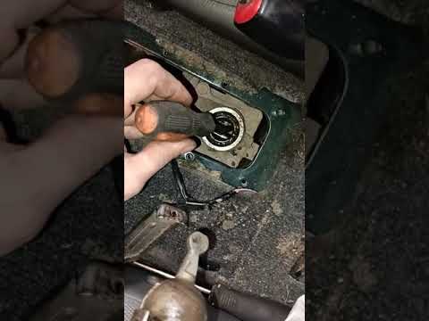 Видео: Заклинил рычаг раздатки .🧐