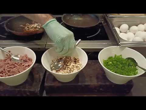 Видео: Завтрак в отеле Fairmont Adjman - ОАЭ - Эмират Аджман...