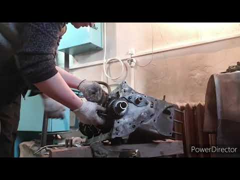 Видео: 1 серия купили ГАЗ 52  разобрали по болтикам СМОТРИ ЧТО С НИМ СТАЛО Gaz 52 restoration Next video