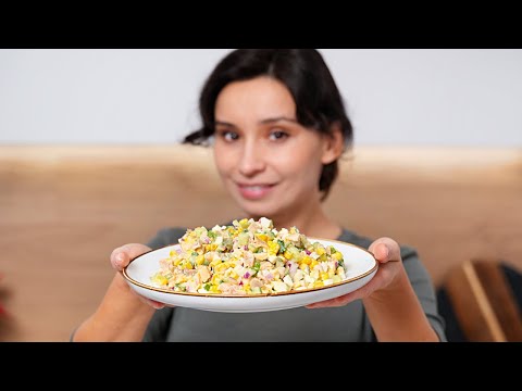 Видео: УЛЕТНЫЙ салат с курицей! Очень вкусный, сочный и хрустящий!