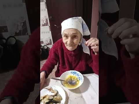 Видео: обедаем,беседуем