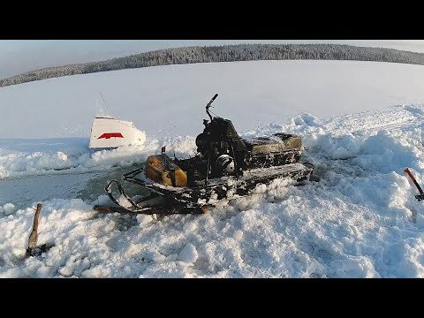 Видео: СНЕГОХОД БУРАН-РАЗОРВАЛО КОРОБКУ! ТЯЖЕЛАЯ ЭВАКУАЦИЯ СЛОМАННОГО И ВМЕРЗШЕГО БУРАНА ИЗ ГЛУХОЙ ТАЙГИ ч1