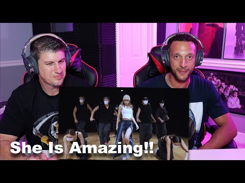 Видео: ЛИЗА - ВИДЕОРЕАКЦИЯ НА РЕПЕТИЦИЮ ТАНЦА «ДЕНЕГ»!!