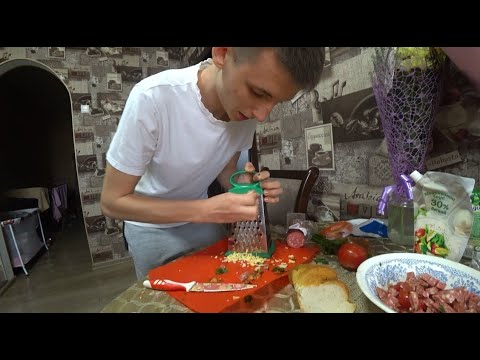 Видео: САМАЯ БЮДЖЕТНАЯ И ВКУСНАЯ ЗАКУСКА НА ПРАЗДНИЧНЫЙ СТОЛ