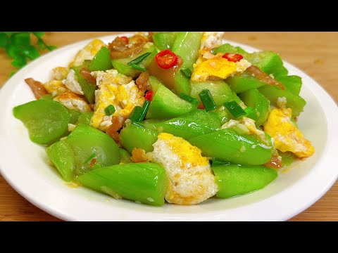 Видео: Я только сегодня узнал, что при жарке люфы вы не должны сначала добавлять масло, добавьте еще один