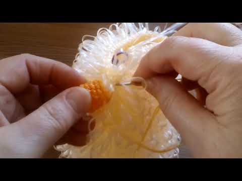 Видео: Игрушка-мочалка "Лисичка" 2 часть.