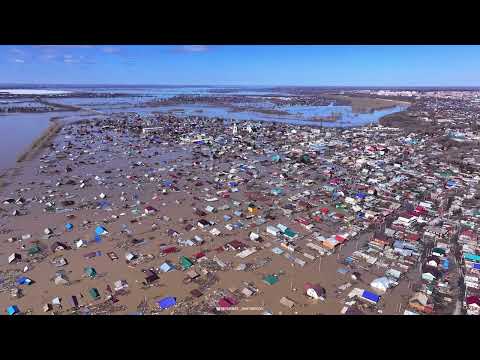 Видео: Шокирующие кадры. Петропавловск, Казахстан! 🇰🇿 Подгора потоп!  Смотреть в 4К разрешении!
