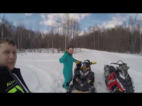 Видео: Обзор снегохода Polaris RMK600