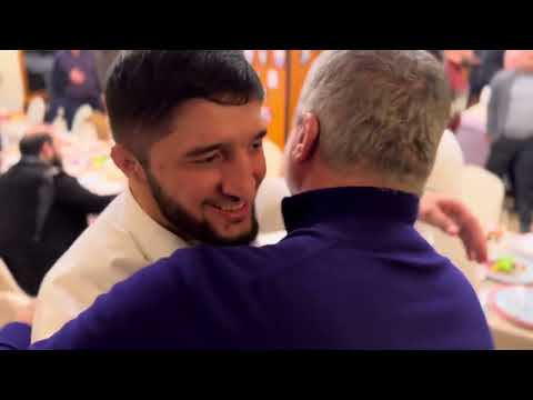 Видео: Чествование Абдулрашида Садулаева по итогам 6-й победы на чемпионатах мира.