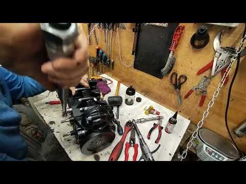 Видео: Сборка мотора гидроцикла BRP Rotax Ч2