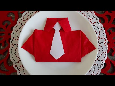 Видео: Как сложить салфетку в виде Рубашки | Napkin in the form of a Shirt