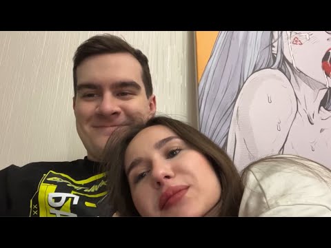 Видео: БРАТИШКИН И АЛИНА НАРЯЖАЮТ ЕЛКУ (2023)