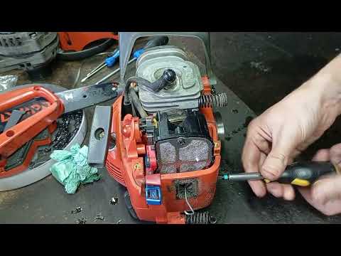 Видео: Діагностика безопили  Husqvarna 120 Mark II для підписника. Знову "УСКОРІТЕЛЬНИЙ НАСОС".
