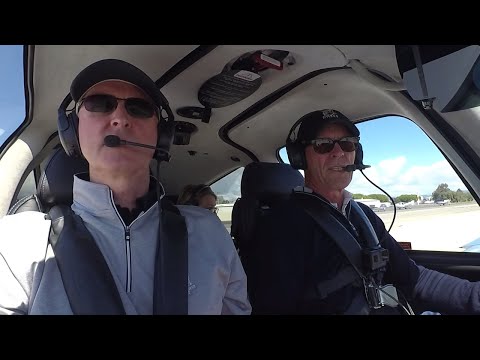 Видео: Рен Барон изучает основы вертикальной навигации с помощью Cirrus CSIP года Эд Уоттерс