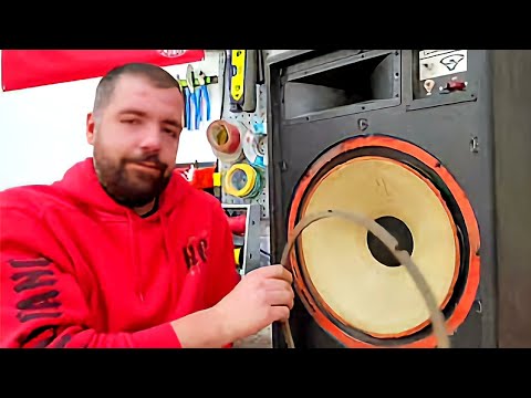 Видео: Как перепенить 15-дюймовый низкочастотный динамик Cerwin Vega (153 Вт)