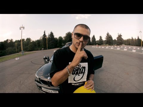 Видео: Три Кита (Зануда, Gipsy King, Тато) - Поднимите Руки