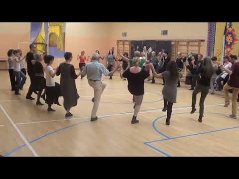 Видео: SVATBA E - СВАТБА Е - Pirinska Makedonia [dance]