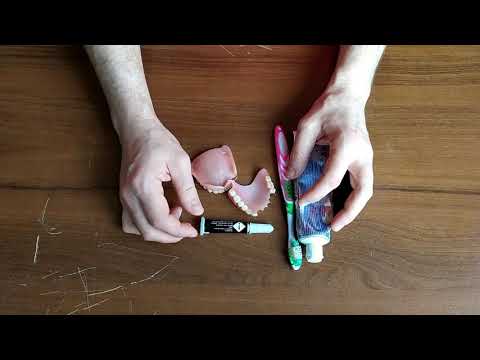 Видео: Зубные Протезы чистка БЕЛИЗНОЙ