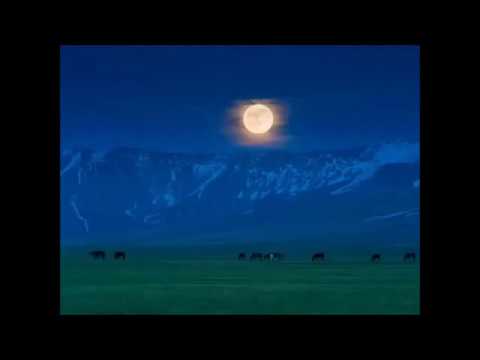 Видео: «Атамекен» - Роза Рымбаева.