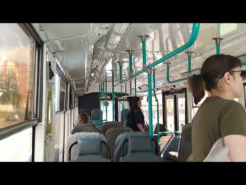 Видео: Тролза-5275.05 с воющим ДК-213А и Raba-718.77. TrolZa trolleybus with howling DK-213A DC motor