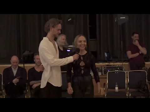 Видео: THE CAMP 2023: латиноамериканская лекция о том, что делает танцовщицу красивой. Автор: Мелия