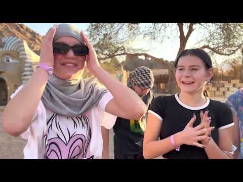 Видео: ДАНИЭЛЬ БОЙ КАТАЛИСЬ  НА КВАДРОЦИКЛАХ В ПУСТЫНЕ!!