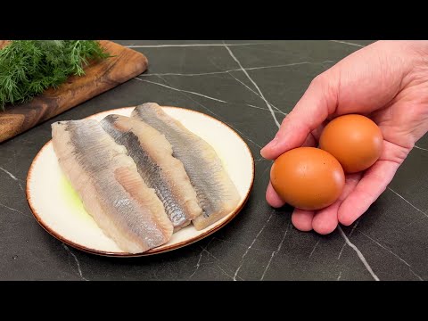 Видео: Шикарная закуска из СЕЛЁДКИ и ЯИЦ - многие забыли этот рецепт, а я и сейчас делаю!