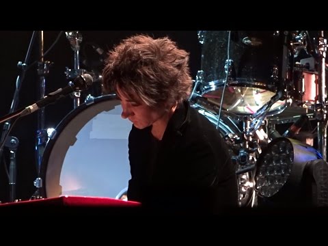Видео: Земфира - Live @ Stadium, Москва 23.12.2016 (полный концерт)