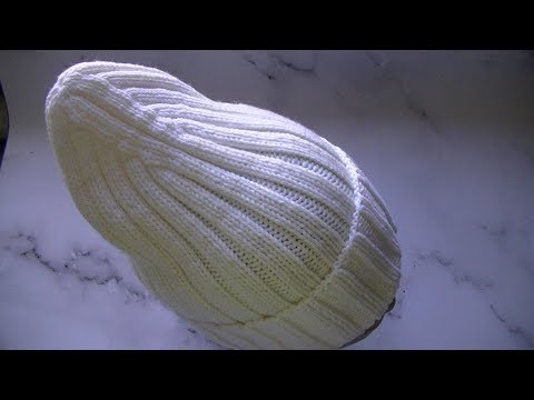 Видео: Вяжем шапку   с удлиненной  макушкой спицами.