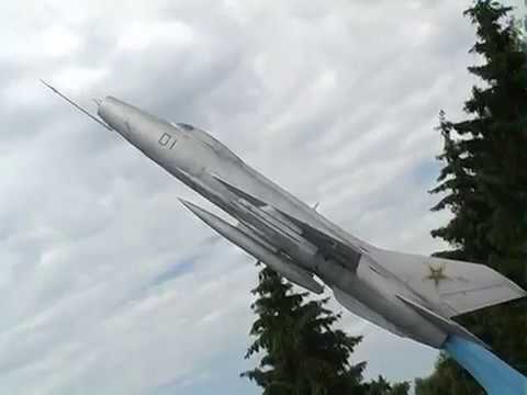 Видео: Тамбов 2009 9 рота 20 лет спустя1