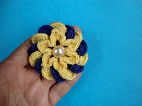 Видео: Crochet flower pattern Вязаные крючком цветы -  Объёмный цветок