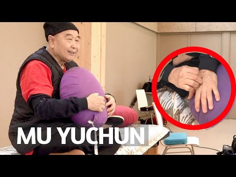 Видео: Болит тазобедренный сустав, что делать. Как спать? Му Юйчунь.