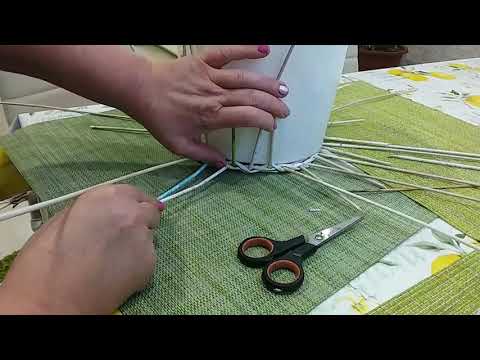 Видео: Оплетаем форму кашпо.Урок третий.