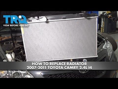 Видео: Как заменить радиатор Toyota Camry 2.4L I4 2007-2011 годов