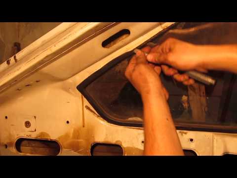 Видео: Снимаем стекла Москвич 2141 часть 1