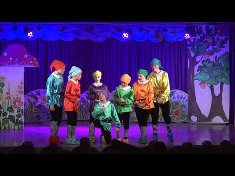 Видео: вистава зразкововий дитячий театр Серпантин Білосніжка та сім гномів новорічна