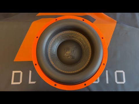 Видео: DL Audio Gryphon Pro 12 v.3 (Сабвуфер, который потряс)