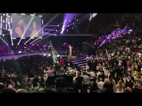 Видео: FIKI & GALENA - NAZAD NAZAD MOME KALINO /ФИКИ И ГАЛЕНА-НАЗАД НАЗД МОМЕ КАЛИНО (CONCERT-TONI STORARO)