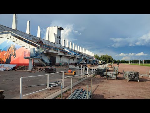 Видео: Пляски с гробом на ипподромах