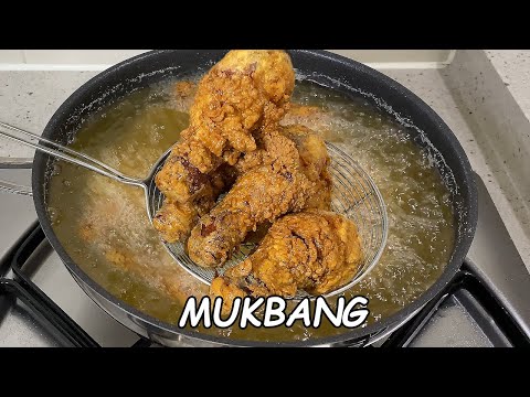 Видео: СЪЕСТЬ ЖАРЕНАЯ КУРИЦА и ГАМБУРГЕР | ASMR MUKBANG