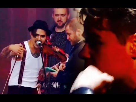 Видео: Бухой Музыченко the Hatters и Слава из Amatory быкуют на Нашествие 2017! Оч весело