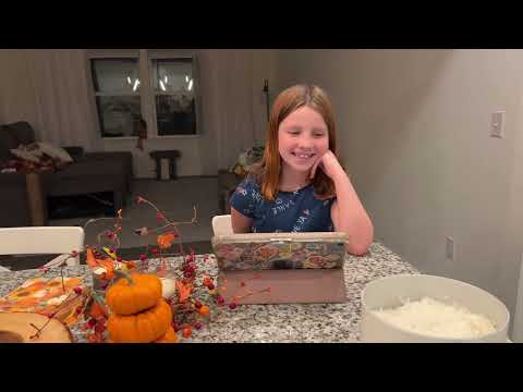 Видео: Чем Марина будет заниматься в этом году? Singer или Zinger? #жизньвсша #влогсша