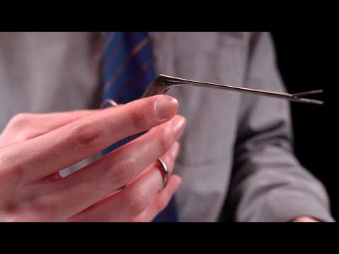 Видео: [ASMR] Доктор! У меня что-то застряло в ухе → Это ушная сера, я её удалю (Без разговоров)