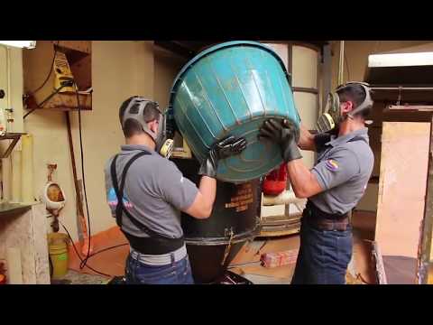 Видео: Производство поролона видео.