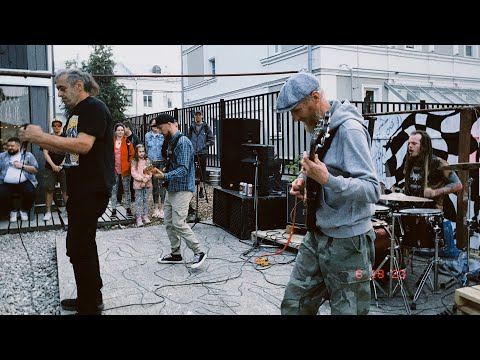 Видео: Диплодоки - Даишь (Live флигель)