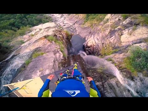 Видео: Самый высокий прыжок в воду