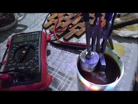 Видео: Наливная батарейка (магний и графит) 120mA без просадки!